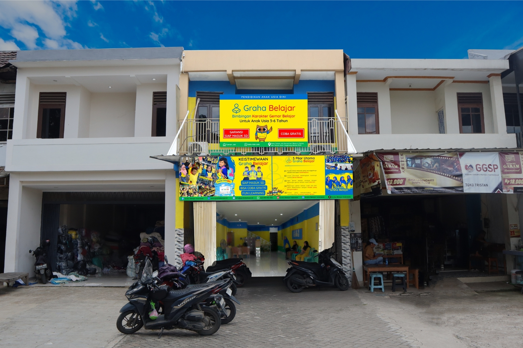 1. Foto Utama Graha Belajar Taman Jati