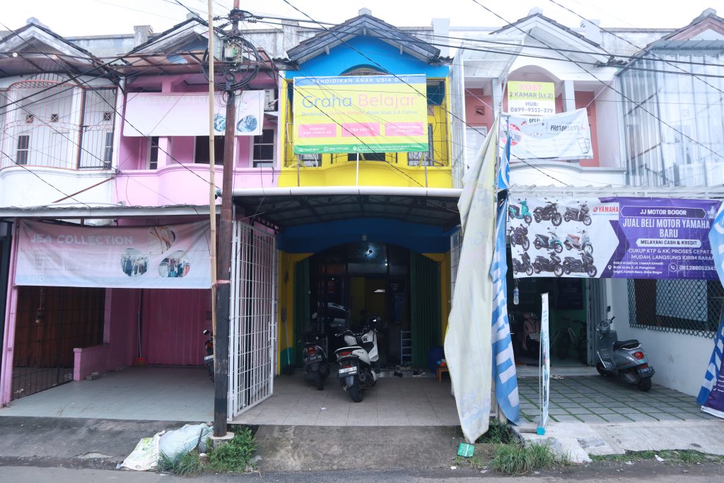 1. Foto Utama Graha Belajar Tanah Baru