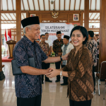 Bisnis untuk Tokoh Masyarakat